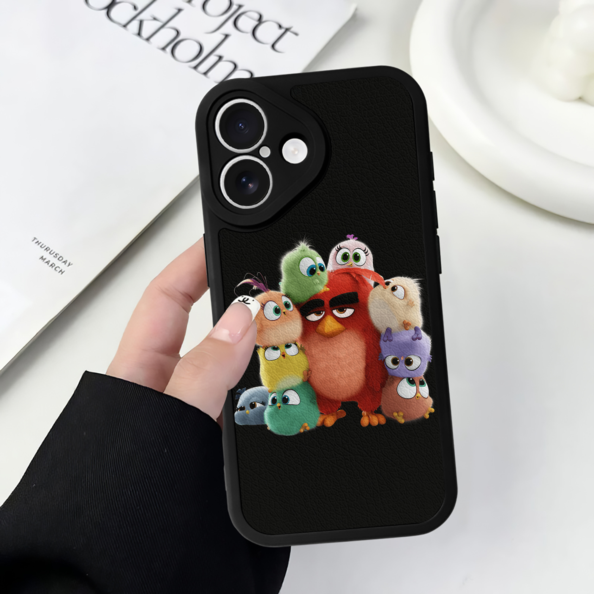 （画像用） Angry Birds アングリーバード 【iPhone 16シリーズ対応】シリコンスマホケース（レザー調） 材質：シリコン